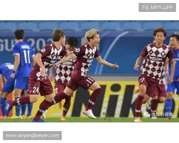 上海乒乓球队在邀请赛中的团队协作表现分析与点评