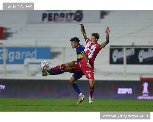 圣塔菲与国民竞技激战正酣谁能在这场较量中笑到最后